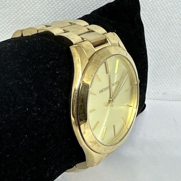 Michael Kors Slim Runway MK3179 Women's Gold Tone Analog Dial Wrist Watch NUL29 - Picture 4 of 11